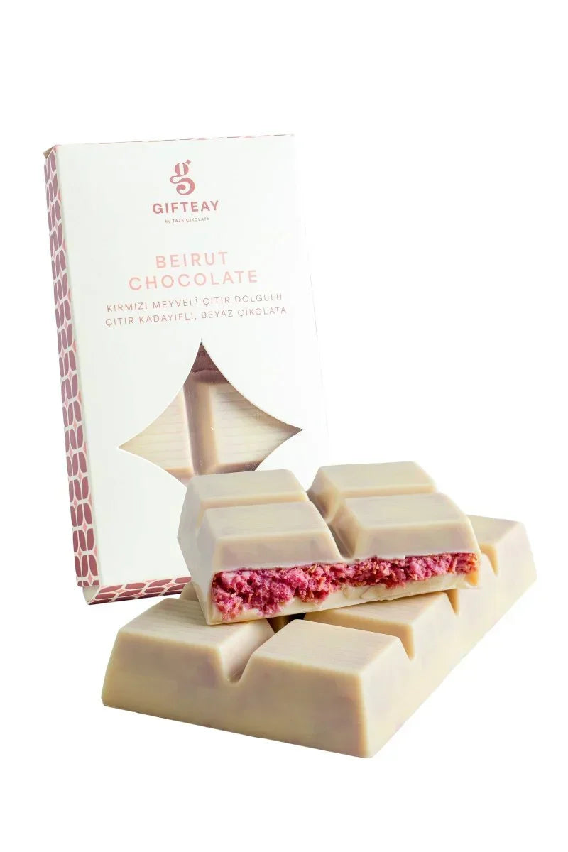Dubai Chocolate: White Chocolate with Crispy Kadayif and Red Berry Filling
